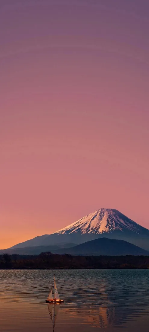 富士山手机壁纸｜湖泊帆船背景 - 粉色黄昏「哲风壁纸」