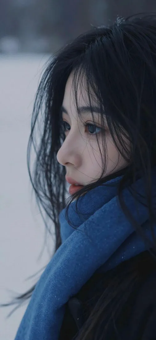 冬日美女手机壁纸｜雪景图 - 蓝围巾「哲风壁纸」