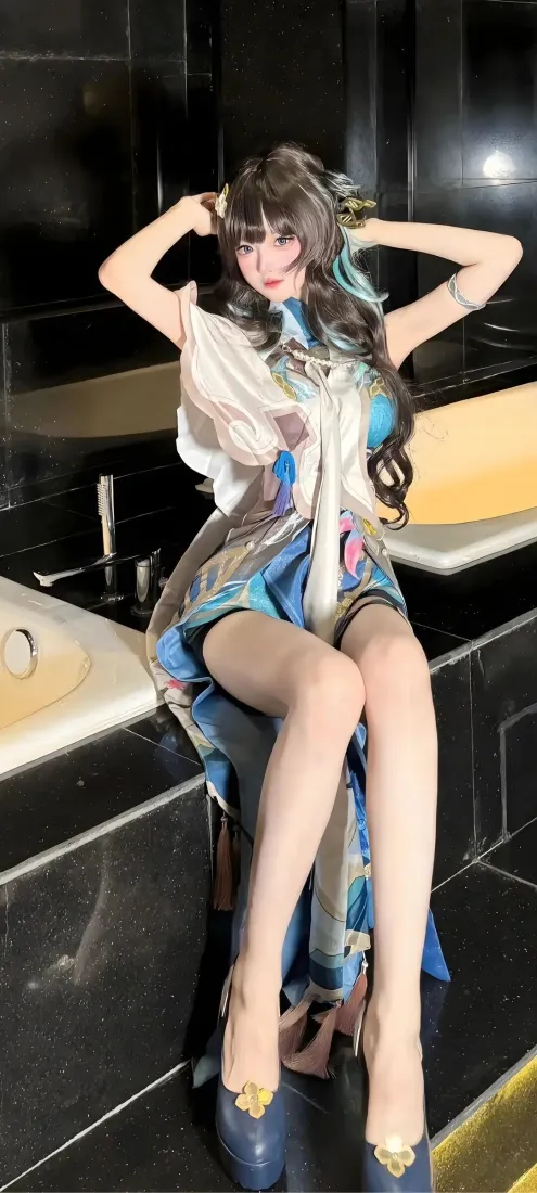 美女手机壁纸｜室内背景 - 时尚裙装高跟鞋「哲风壁纸」