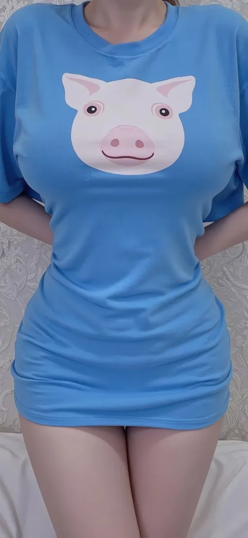 蓝色小猪裙美女手机壁纸｜室内 - 穿搭「哲风壁纸」