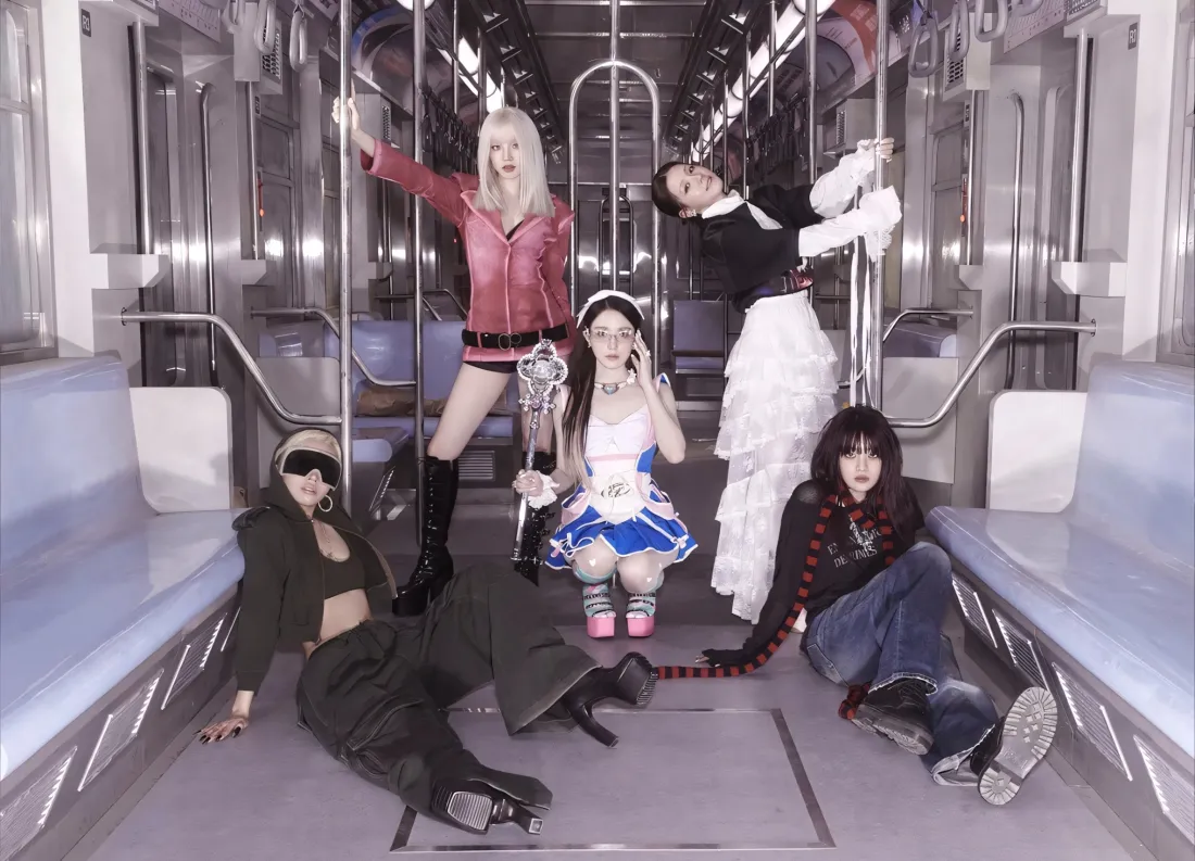 2k地铁艺术照壁纸｜地铁车厢背景图片 - 时尚人物造型「哲风壁纸」