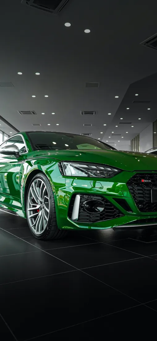 绿色汽车手机壁纸｜汽车展厅背景图片 - 奥迪跑车「哲风壁纸」