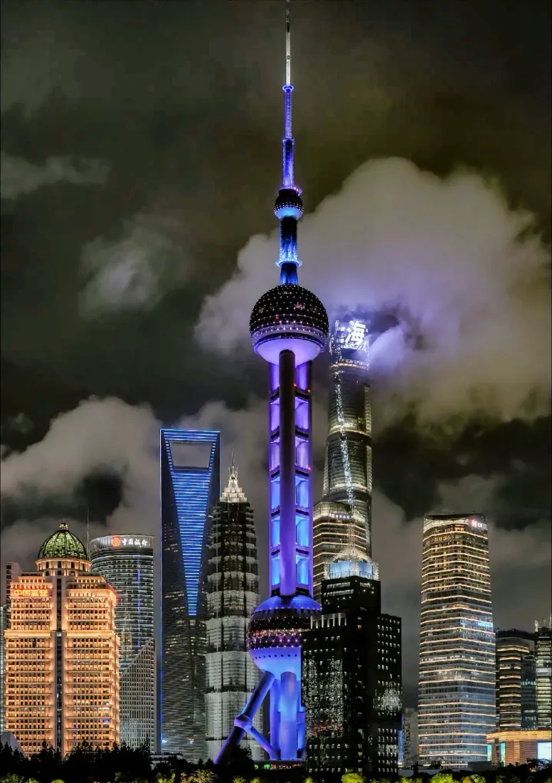 上海东方明珠手机壁纸｜上海夜景背景图 - 陆家嘴地标「哲风壁纸」