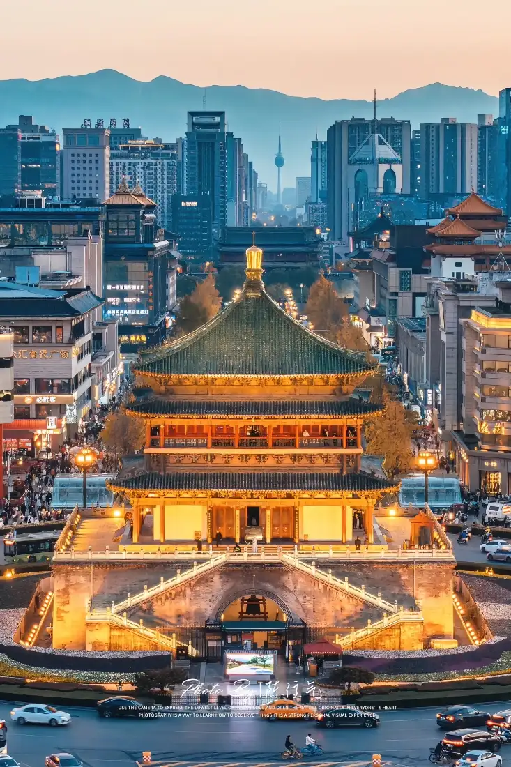 西安钟楼手机壁纸｜西安夜景背景图片 - 城市地标「哲风壁纸」