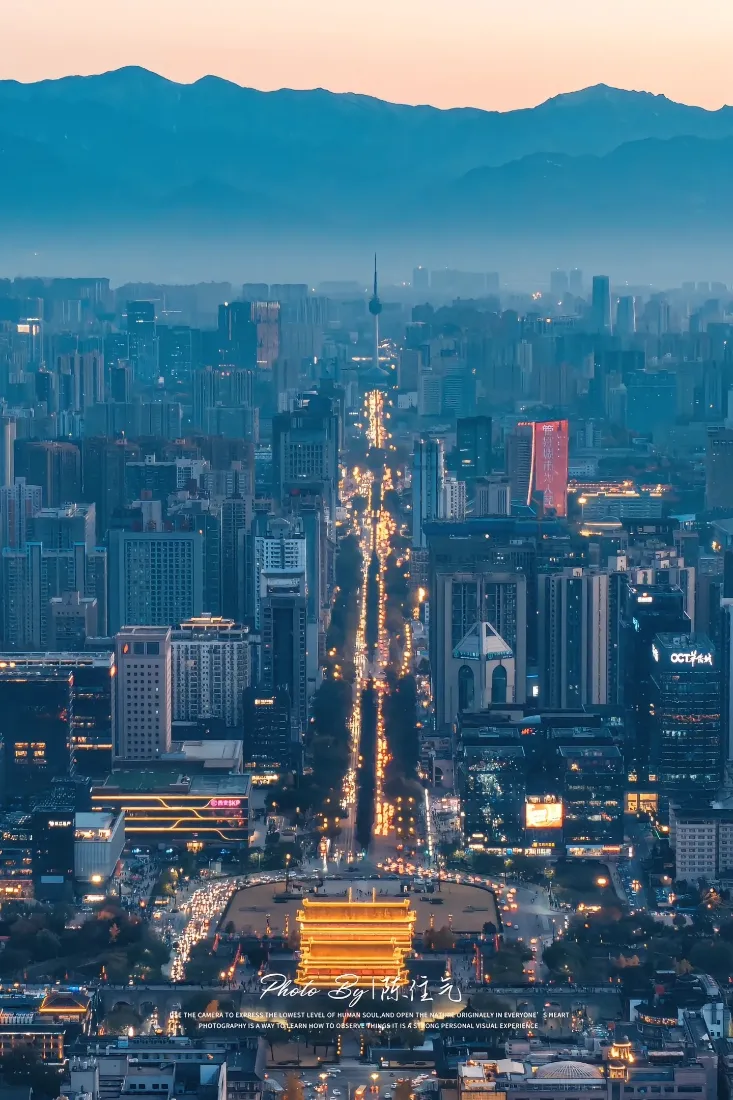 西安夜景手机壁纸｜西安城市背景图片 - 钟楼山脉黄昏「哲风壁纸」