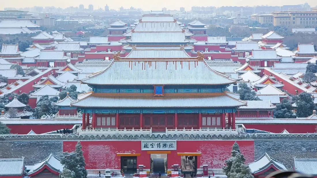 2k北京故宫雪景壁纸｜故宫雪景背景图片 - 红墙白雪「哲风壁纸」