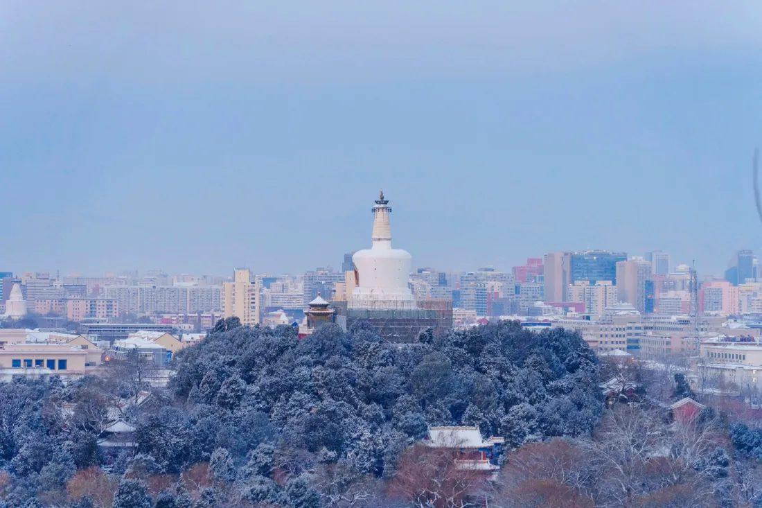 5k北京白塔雪景壁纸｜冬季背景图片 - 城市建筑「哲风壁纸」