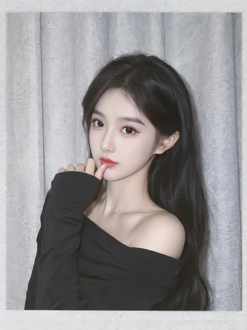 长发美女手机壁纸｜灰色窗帘背景图片 - 气质清纯「哲风壁纸」