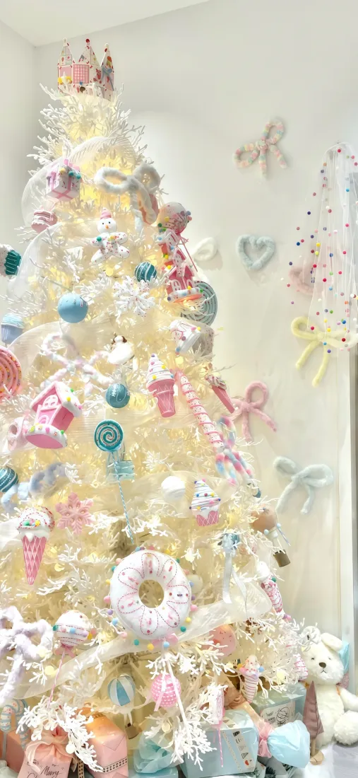 白色圣诞树手机壁纸｜ins风背景图片 - 圣诞节「哲风壁纸」