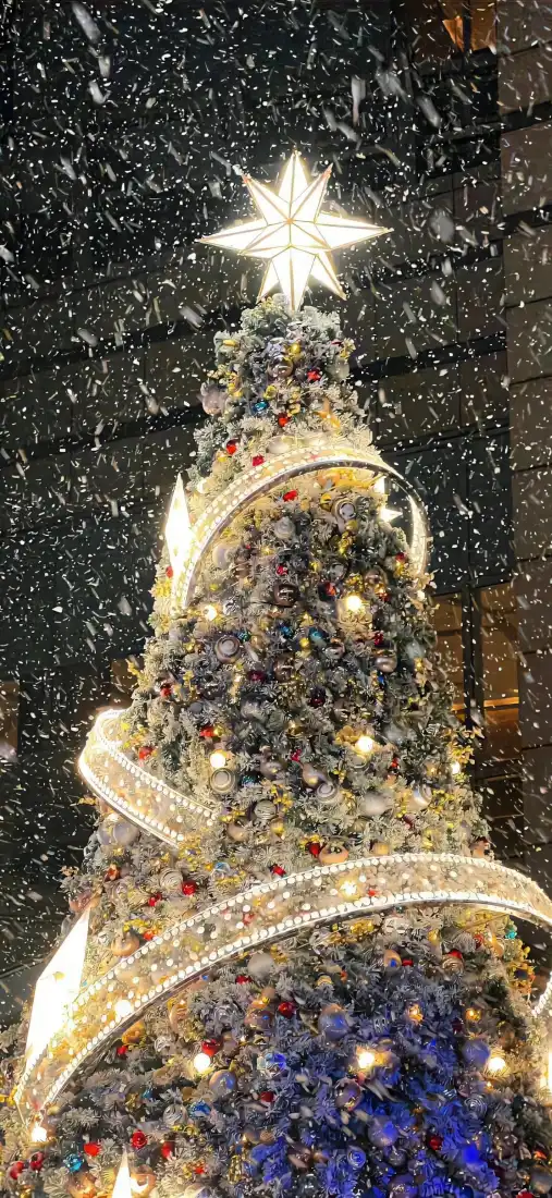 圣诞树手机壁纸｜圣诞背景图片 - 圣诞节闪烁雪花「哲风壁纸」