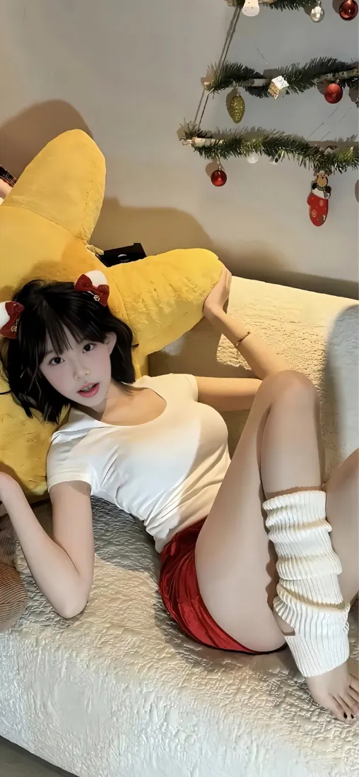 红衣美女手机壁纸｜圣诞装饰背景图片 - 星星抱枕「哲风壁纸」