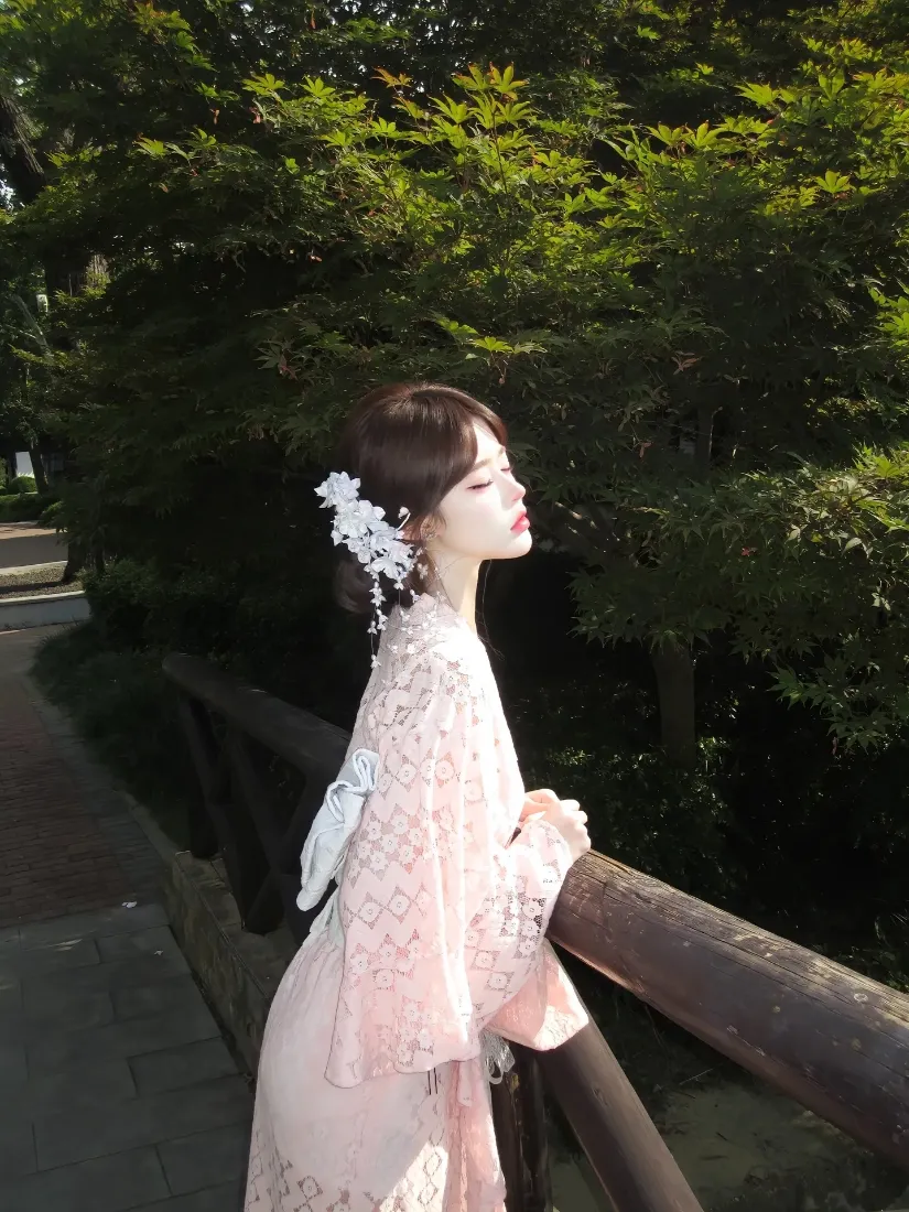 古风美女手机壁纸｜自然背景图片 - 粉色裙装「哲风壁纸」