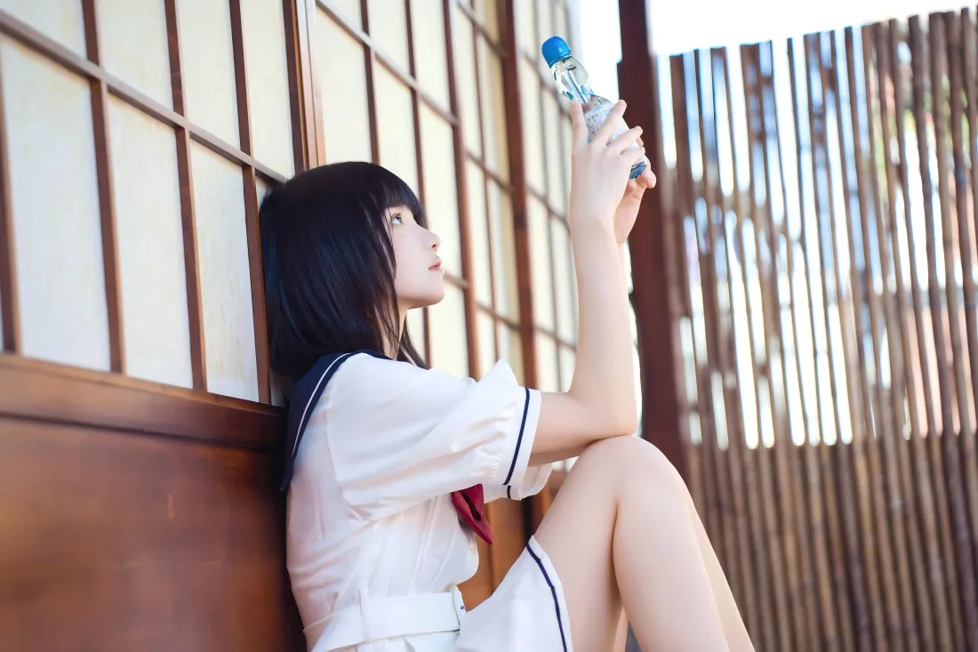 8k黑发女孩水手服壁纸｜日式居家背景 - 清凉夏日「哲风壁纸」