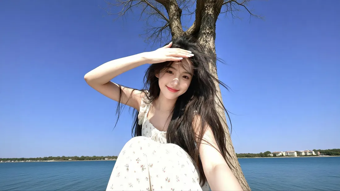 4k白衣美女壁纸｜蓝天背景图片 - 江畔枯树「哲风壁纸」