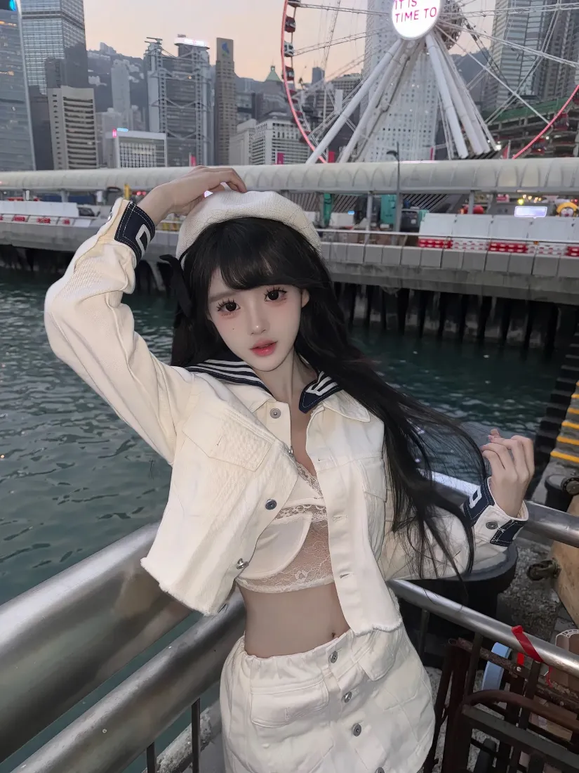 白衣美女手机壁纸｜香港海滨背景 - 摩天轮「哲风壁纸」