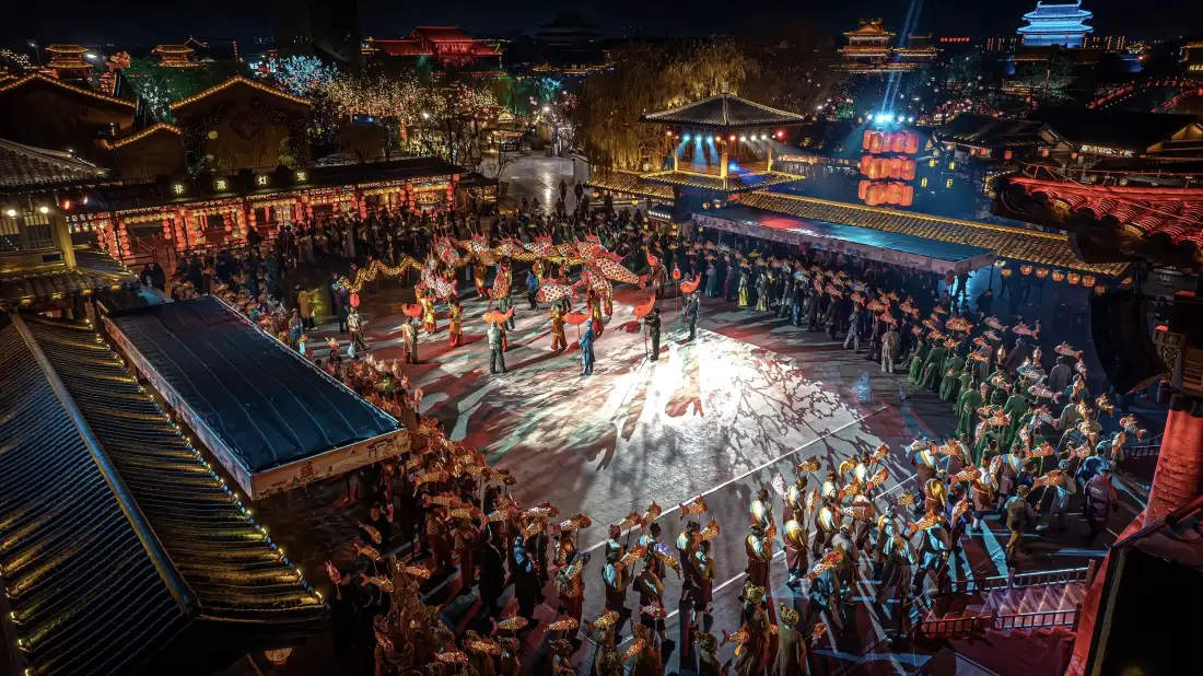 3k开封夜景壁纸｜古建筑背景图片 - 热闹民俗活动「哲风壁纸」