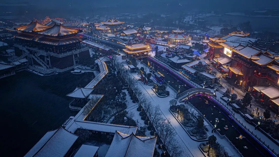 3k开封雪景壁纸｜古城夜景图片 - 中式建筑「哲风壁纸」