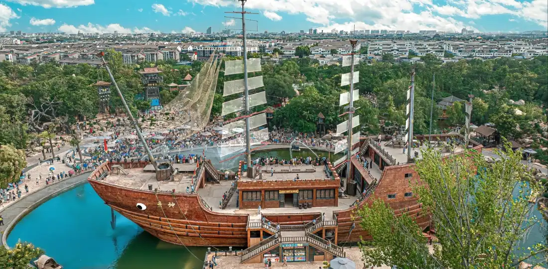 3k仿古船壁纸｜湖泊背景图 - 开封城市景观「哲风壁纸」