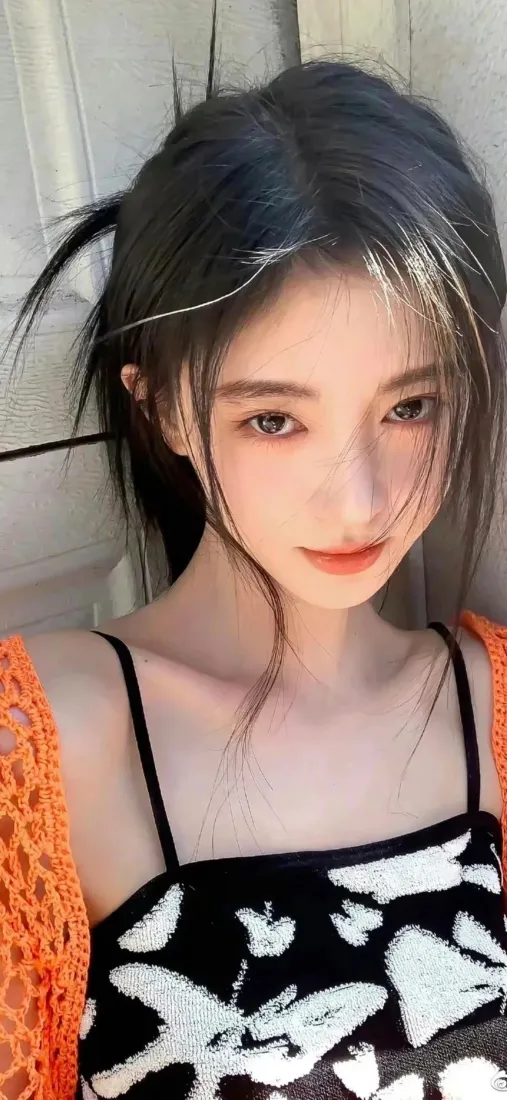 鞠婧祎手机壁纸｜时尚背景图片 - 针织吊带穿搭「哲风壁纸」