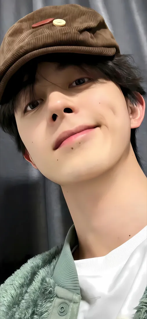 敖瑞鹏手机壁纸｜室内背景图 - 休闲穿搭「哲风壁纸」