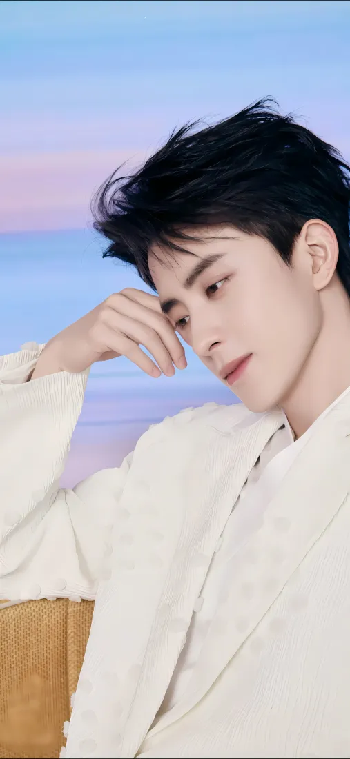 敖瑞鹏手机壁纸｜白西装背景图片 - 时尚帅哥写真「哲风壁纸」