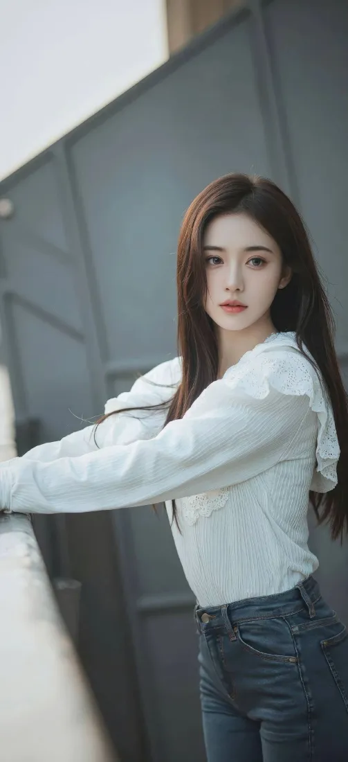 白衣美女手机壁纸｜都市背景图片 - 时尚休闲「哲风壁纸」