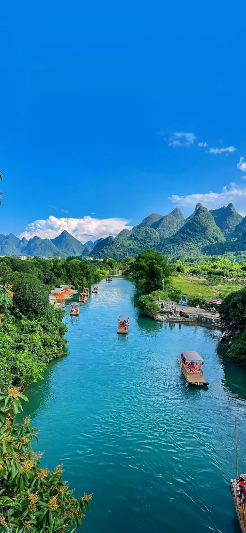 山水手机壁纸｜自然背景图片 - 河流小船青山「哲风壁纸」