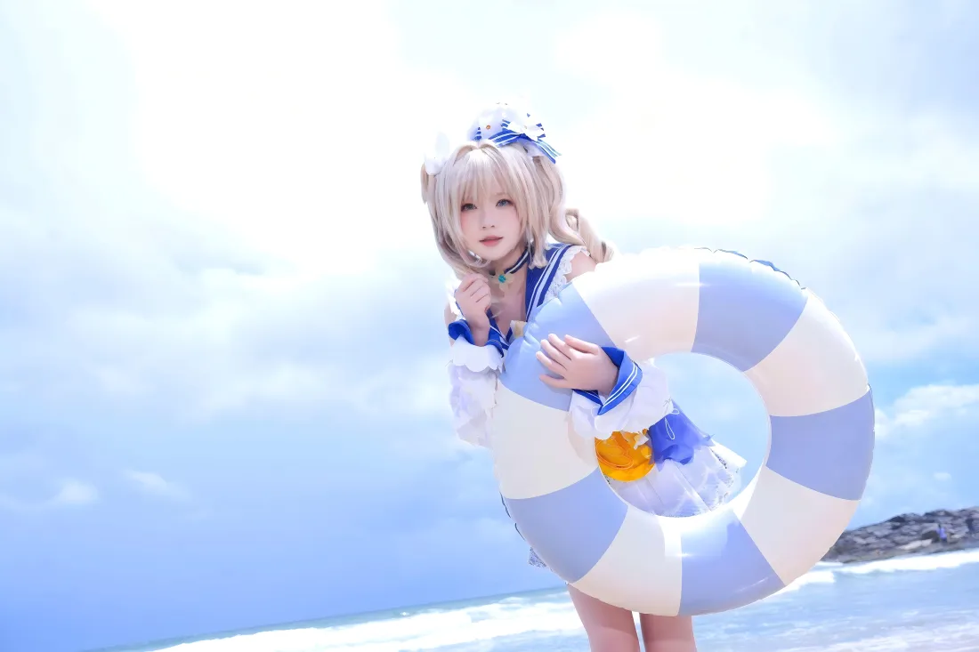 9k原神角色壁纸｜海滩背景图片 - 泳装美女「哲风壁纸」