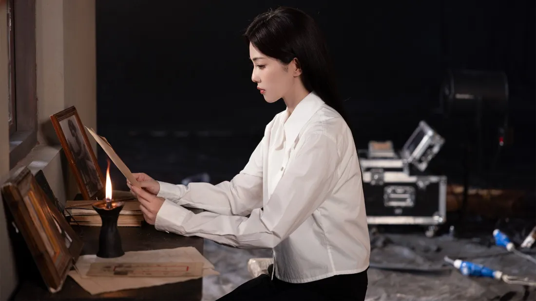 2k白鹿壁纸｜影视片场背景图片 - 白衣专注「哲风壁纸」