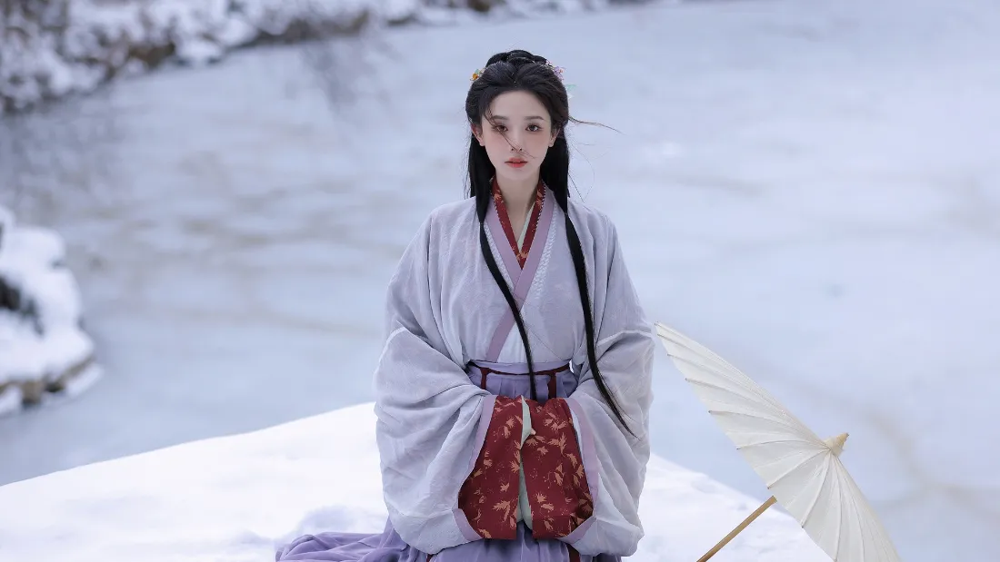 2k古装女子壁纸｜雪景背景图片 - 古风油纸伞「哲风壁纸」