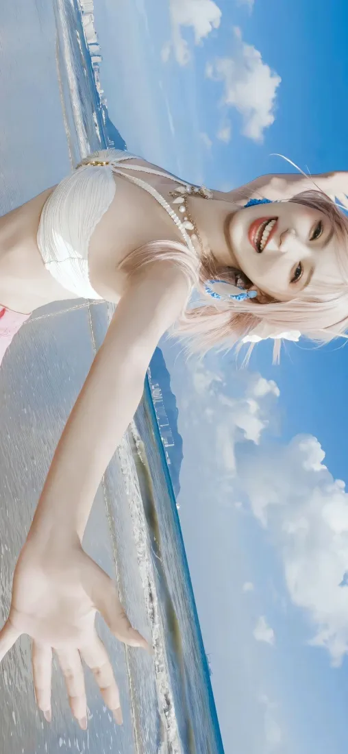 粉发美女手机壁纸｜海边背景图片 - 夏日度假「哲风壁纸」