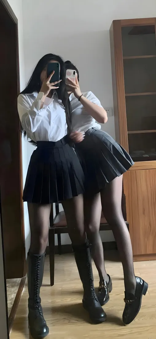 姐妹花校园手机壁纸｜黑丝美女背景 - 清纯jk「哲风壁纸」