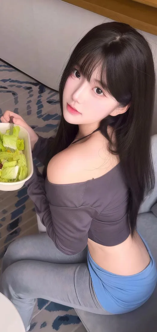 长发美女手机壁纸｜居家背景图片 - 时尚穿搭「哲风壁纸」