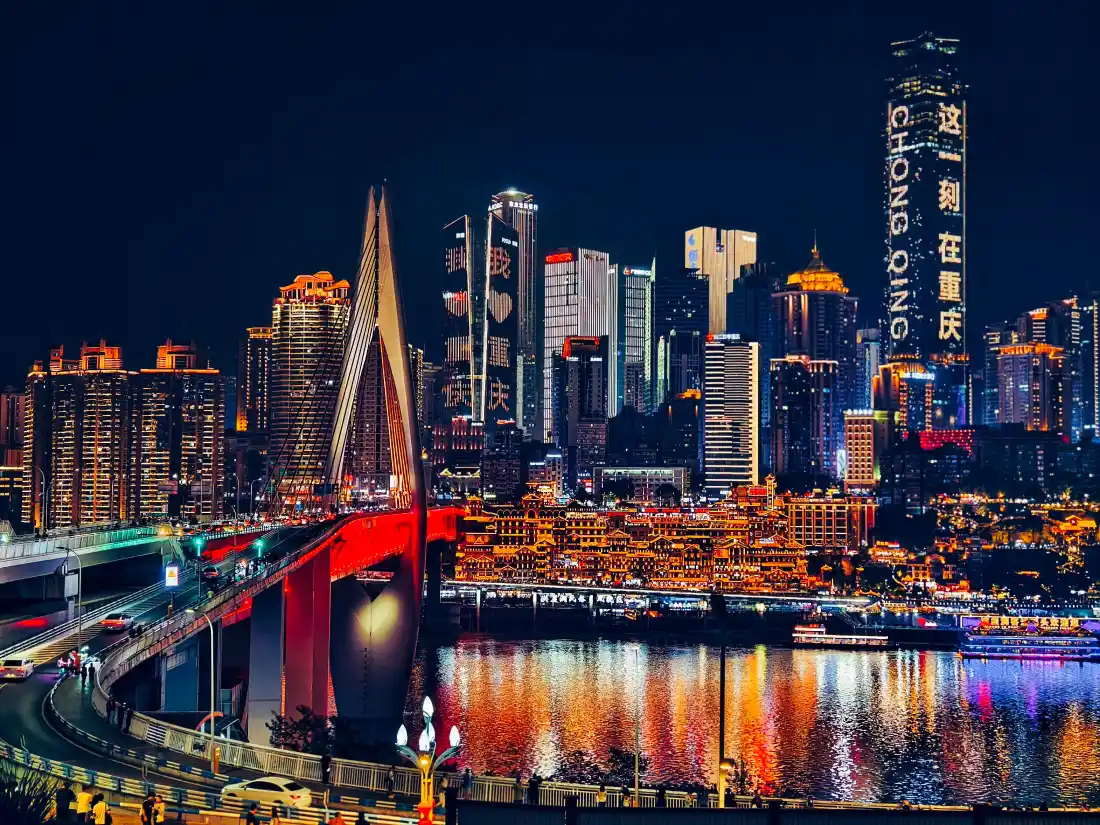 4k重庆夜景壁纸｜洪崖洞背景图片 - 千厮门大桥「哲风壁纸」