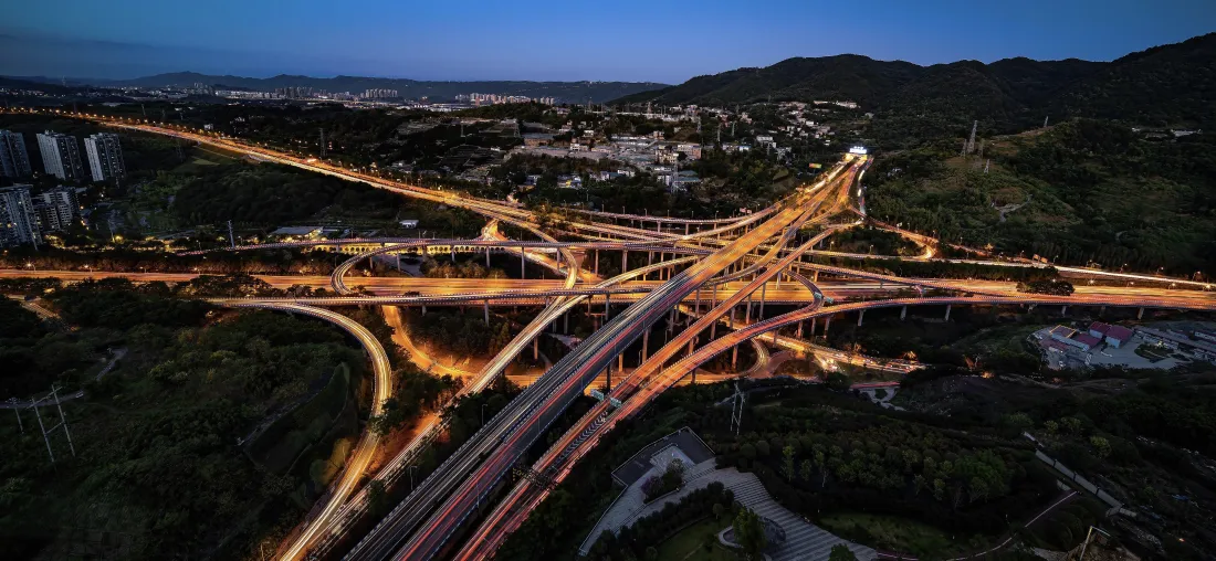 4k（重庆夜景立交桥壁纸｜车流灯光背景图片 - 城市航拍）「哲风壁纸」