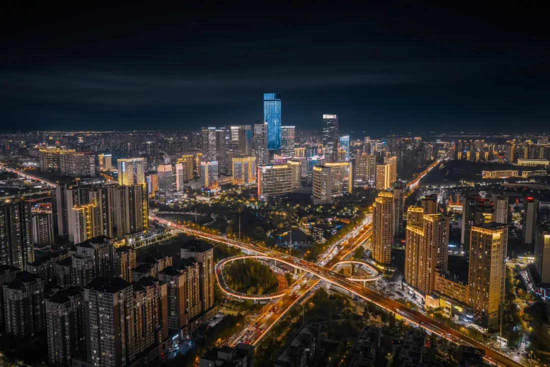 4k西安夜景壁纸｜城市背景图片 - 超清高楼灯光「哲风壁纸」