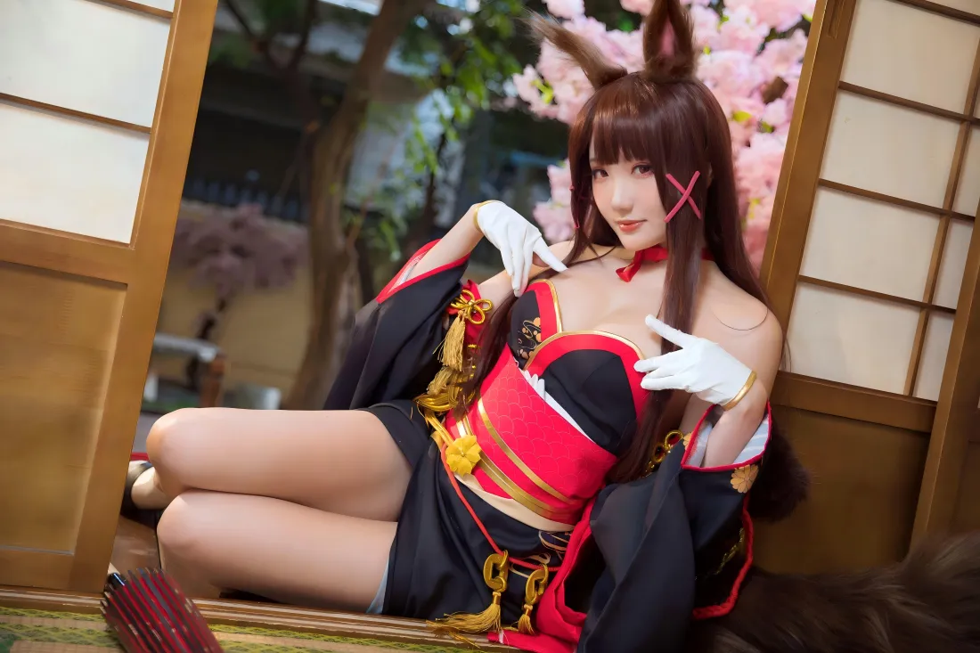 8k红衣美女cos壁纸｜日式门窗背景图片 - cosplay「哲风壁纸」