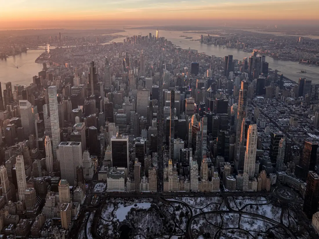 5k纽约曼哈顿天际线壁纸｜美国城市背景 - 黄昏雪景「哲风壁纸」