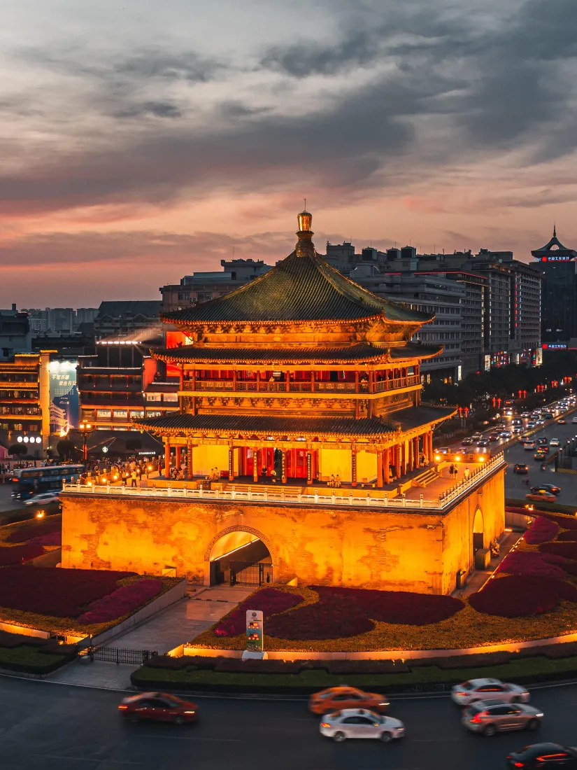 西安钟楼手机壁纸｜黄昏背景图片 - 城市夜景「哲风壁纸」