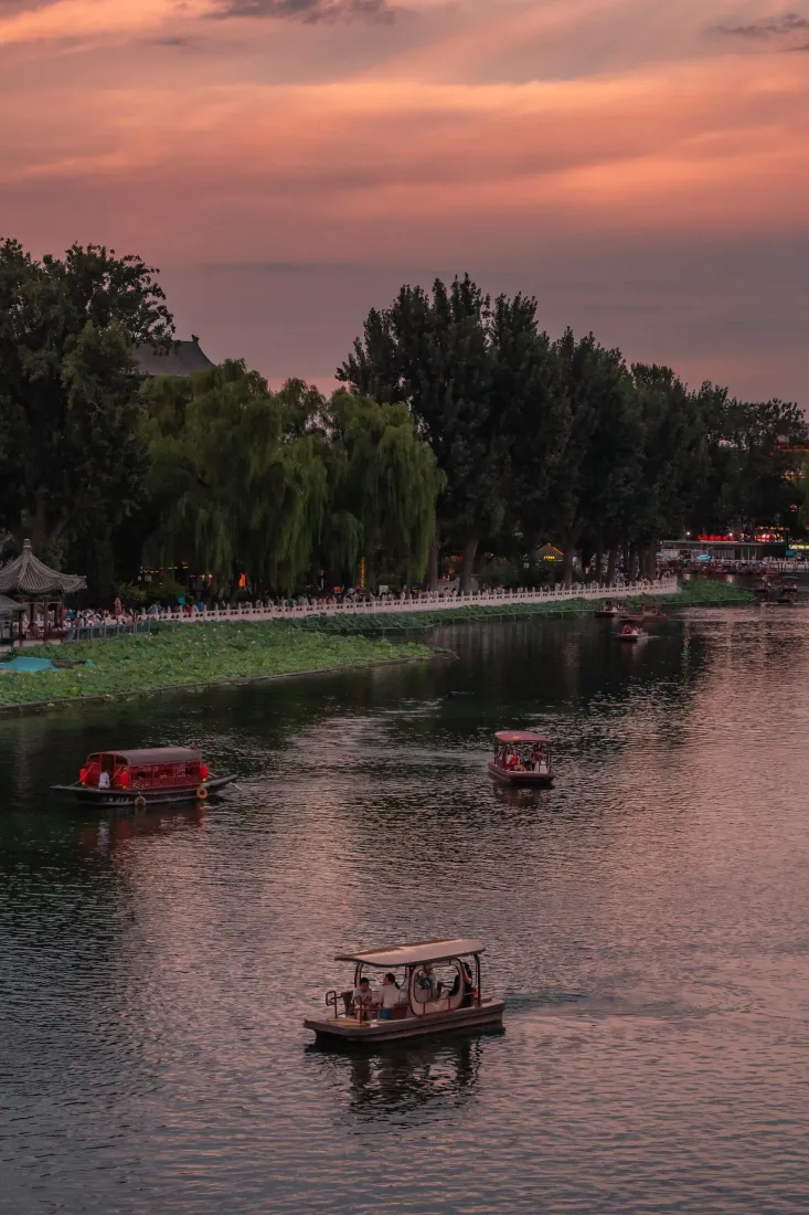 北京黄昏游船手机壁纸｜自然风景背景图片 - 中国「哲风壁纸」