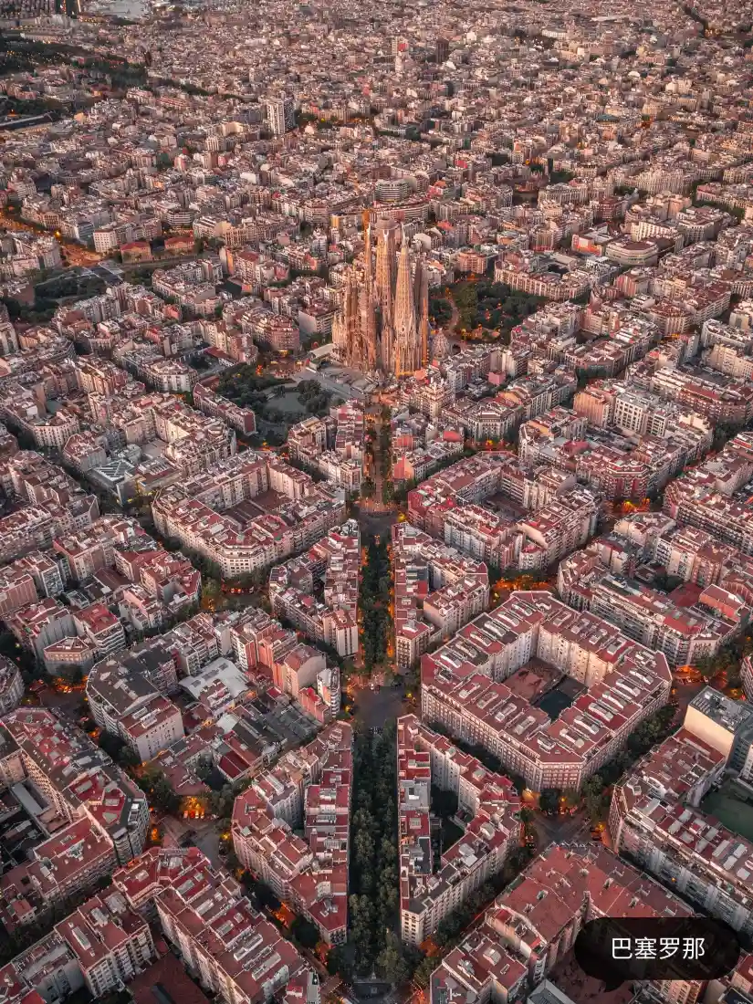 巴塞罗那手机壁纸｜圣家族大教堂背景图片 - 城市地标「哲风壁纸」
