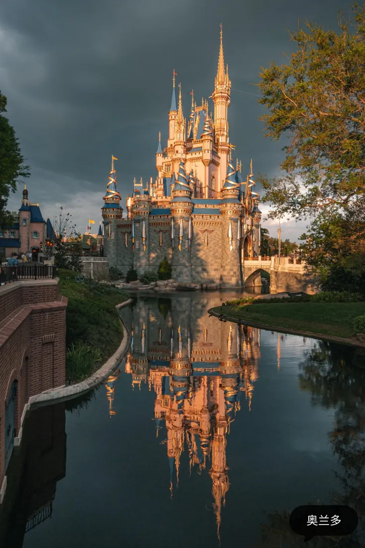迪士尼城堡手机壁纸｜城堡背景图片 - 城市地标「哲风壁纸」