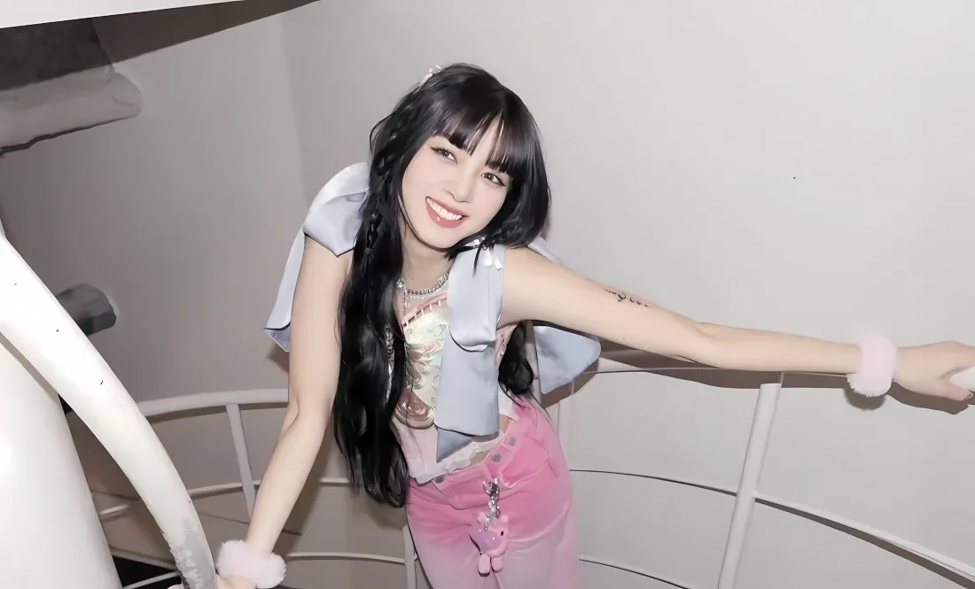 3k池田依来沙壁纸｜室内背景图片 - 可爱 粉色穿搭「哲风壁纸」