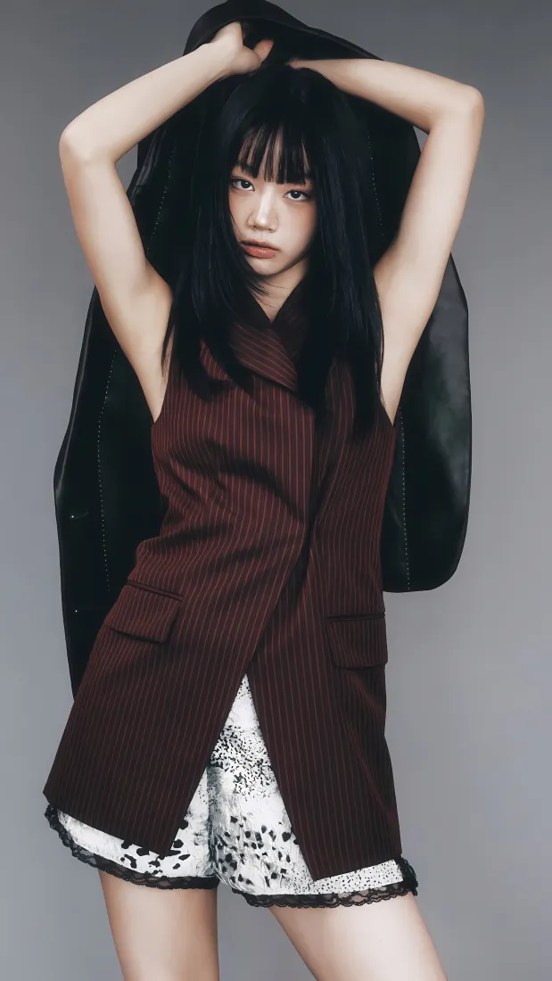 李惠利手机壁纸｜灰色背景图片 - 无袖西装穿搭「哲风壁纸」