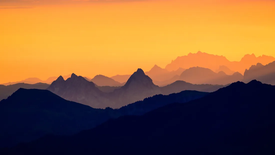 8k自然风景壁纸｜夕阳背景图片 - 山川层峦「哲风壁纸」