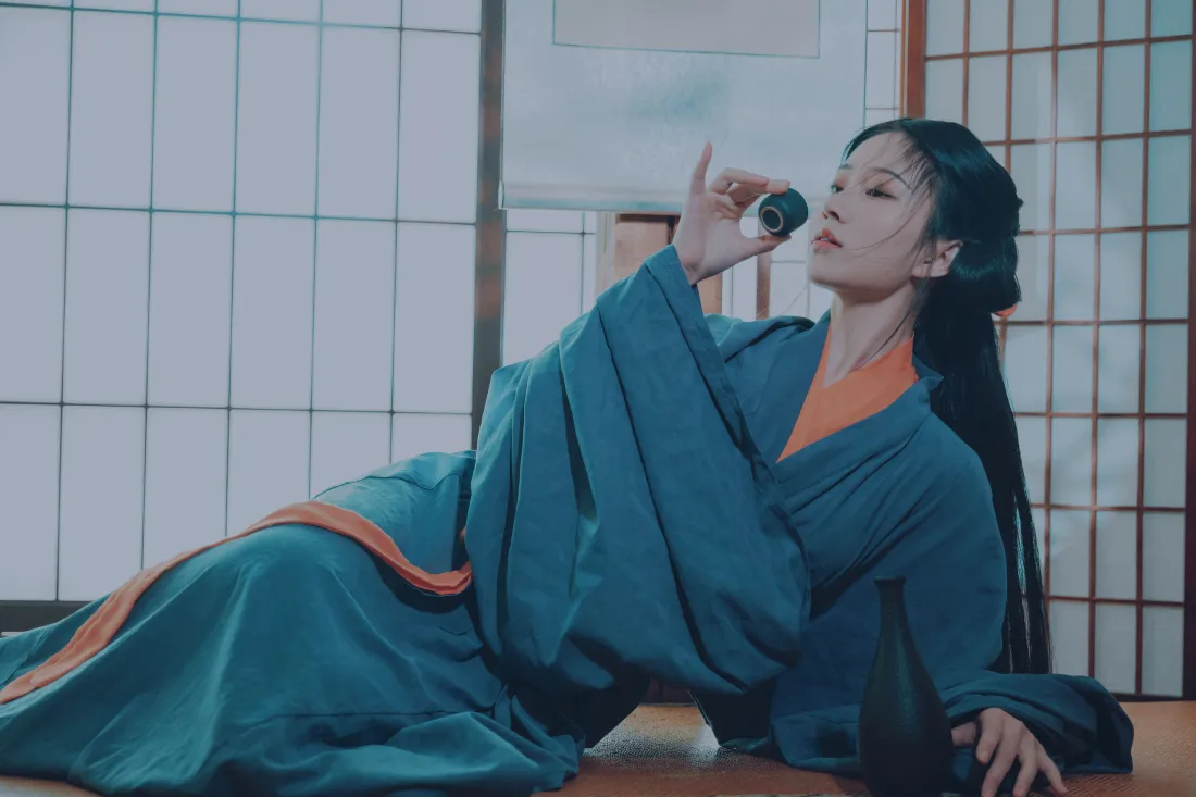3k古风女子壁纸｜传统室内背景图片 - 汉服饮酒「哲风壁纸」