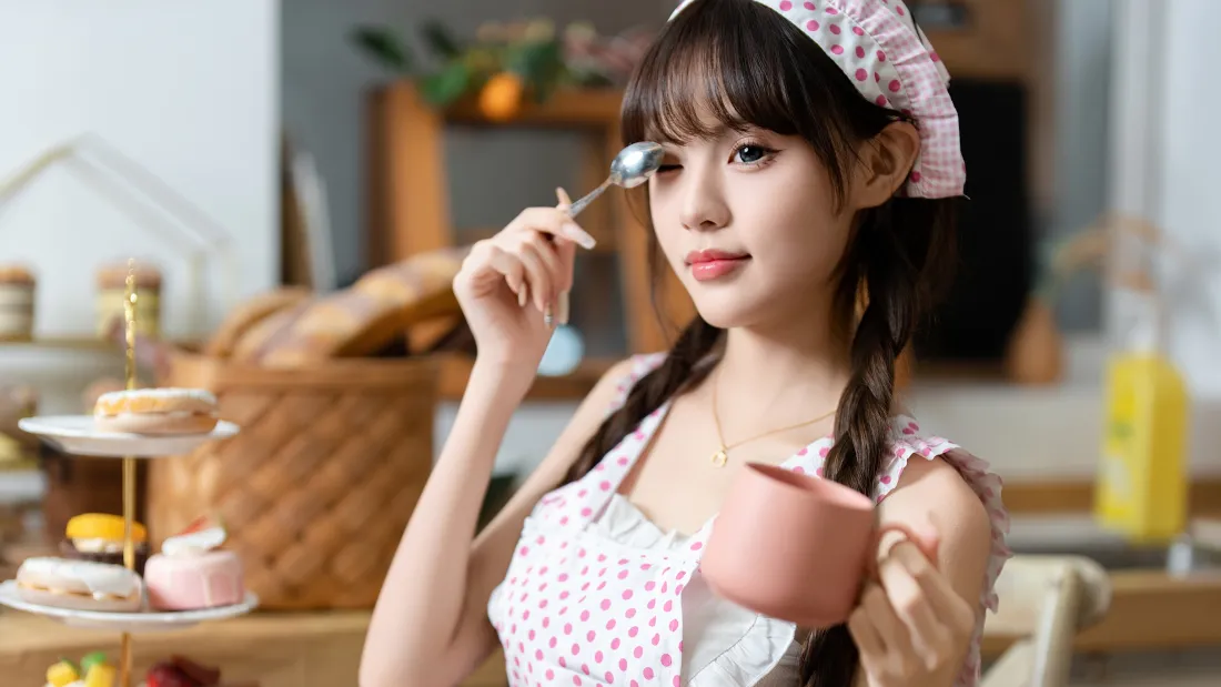 5k美女咖啡壁纸｜厨房背景图片 - 甜点下午茶「哲风壁纸」