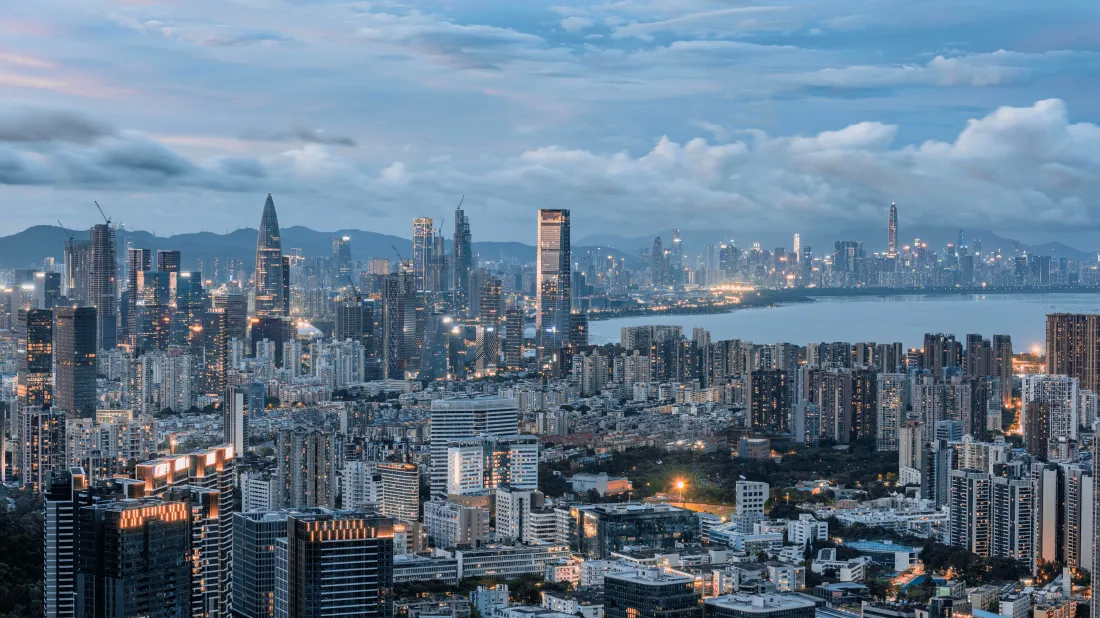 城市夜景手机壁纸｜滨海城市背景图片 - 摩天大楼建筑群「哲风壁纸」