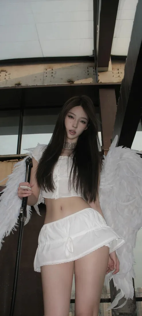 白衣美女手机壁纸｜天使翅膀背景 - 白色短裙穿搭「哲风壁纸」