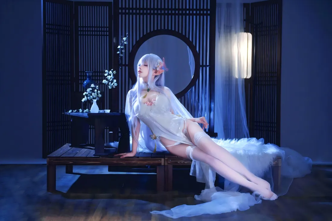 5k白发美女壁纸｜古风背景图片 - 蓝色中式室内「哲风壁纸」